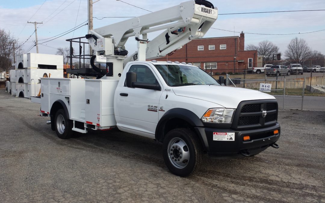 RQ585 (Versalift VST-50-TN)