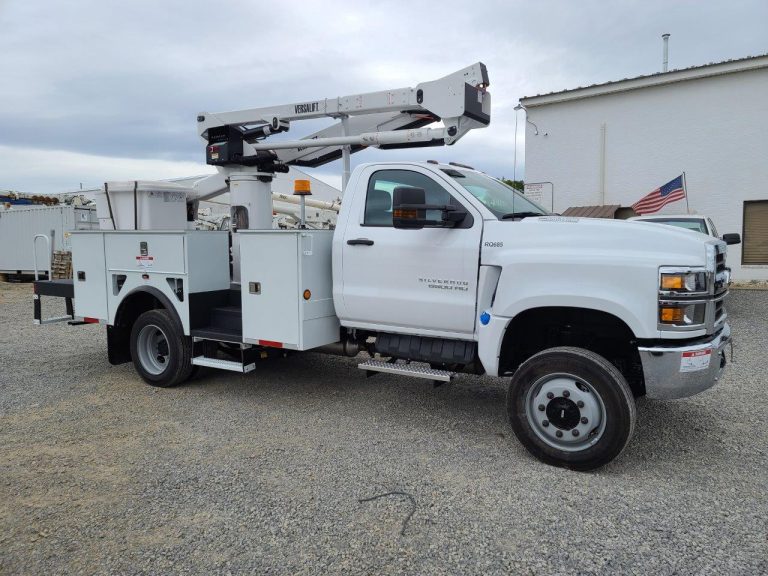 RQ685 Versalift PLREI Truck